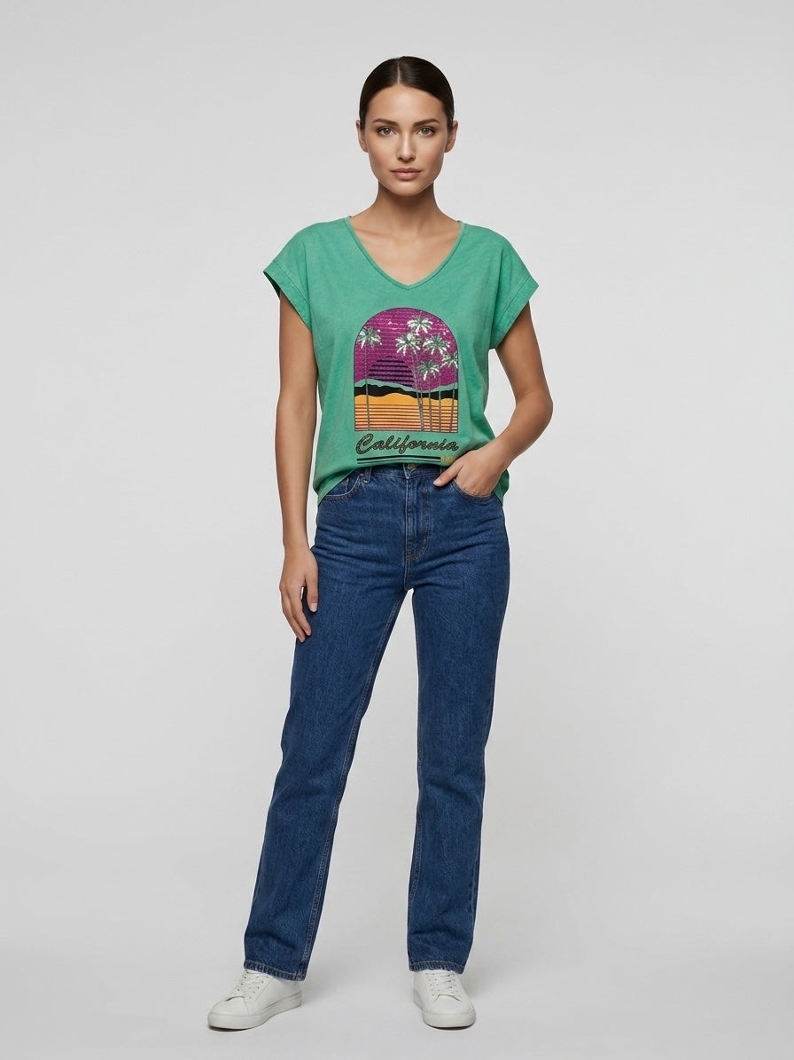 Graphic V-Neck Tee - Medium Sea Green